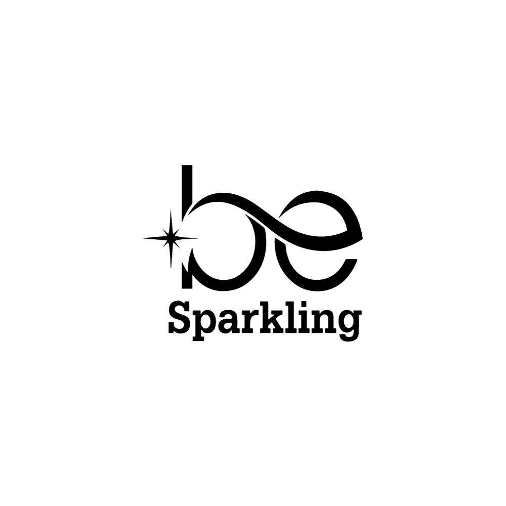 تصوير أزياء مشروع Be Sparkling – تفاصيل فاخرة وإضاءة ناعمة